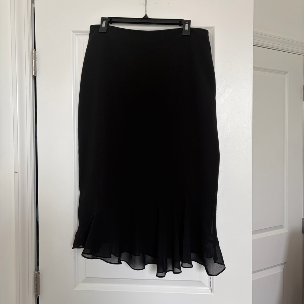 Classic Black Ruffle-Hem Women's Skirt